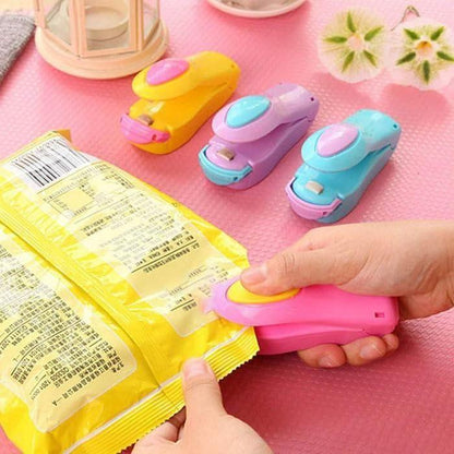 Portable Mini Heat Sealing Machine – Seal Freshness in Seconds